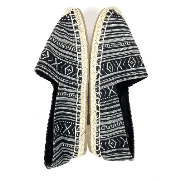 Minnetonka Pam Espadrille Slip On Flats Black White Native Print NWOB Women's 7M - Picture 7 of 15